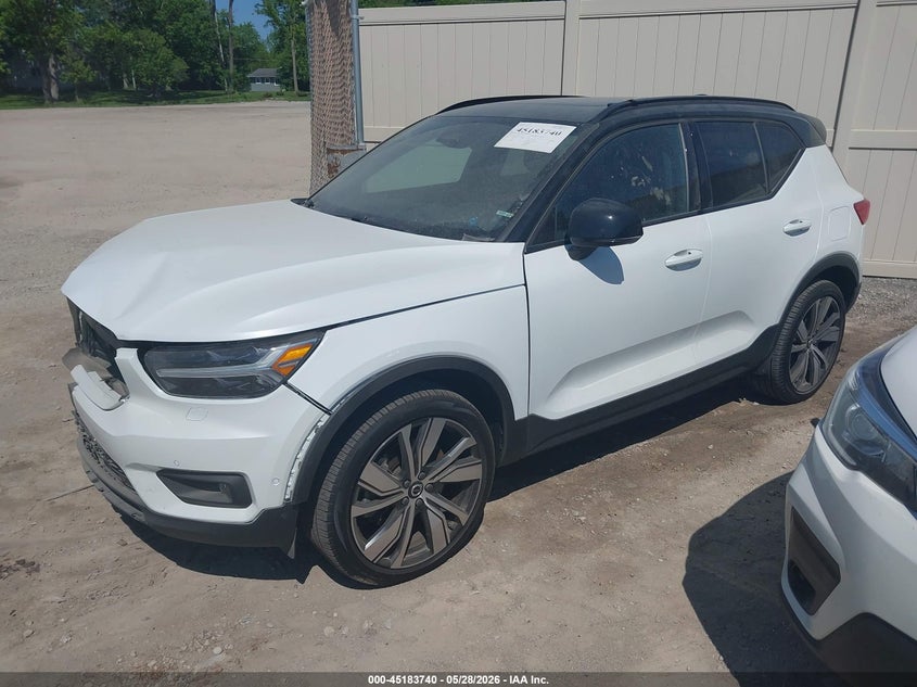 2022 VOLVO XC40 RECHARGE PURE ELECTRIC auction photo 2