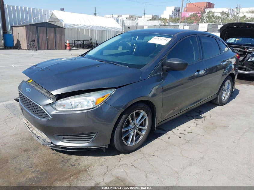Vin: 1fadp3e20jl304850, lot: 45681506, ford focus s 20182