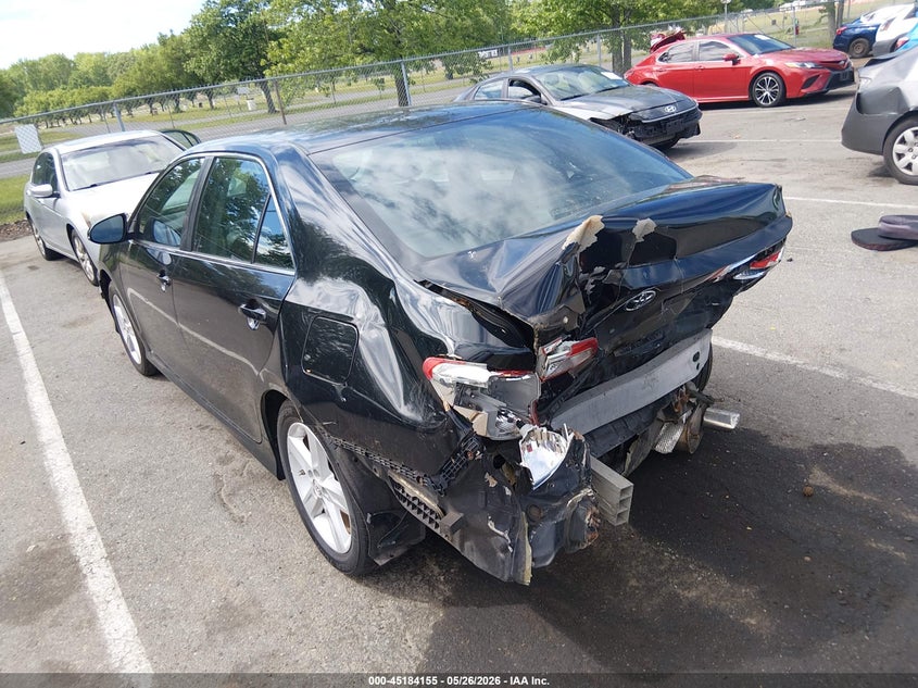 2014 TOYOTA CAMRY auction photo 3