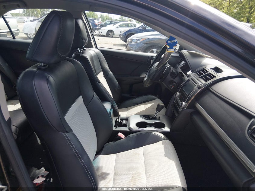 2014 TOYOTA CAMRY auction photo 5
