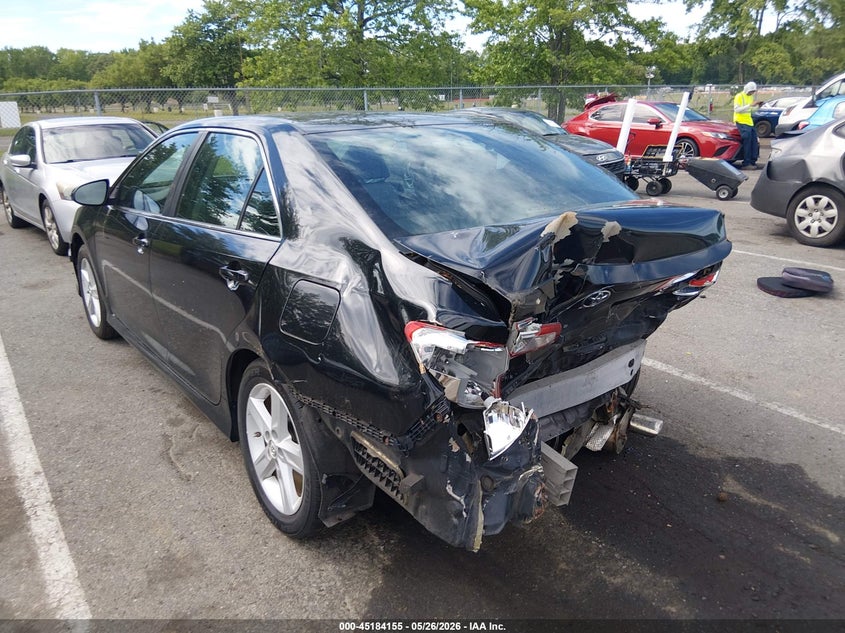 2014 TOYOTA CAMRY auction photo 6