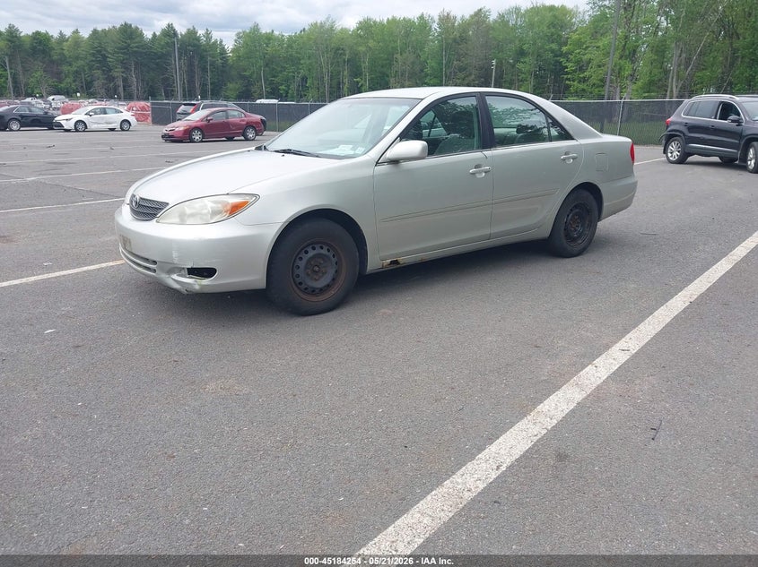 2002 Toyota Camry Le JTDBE32K720086176 photo 1