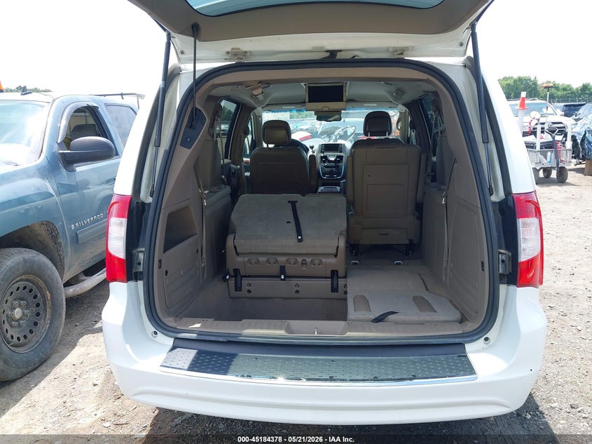 2016 Chrysler Town & Country Touring VIN: 2C4RC1BG1GR206233 Lot: 45184378