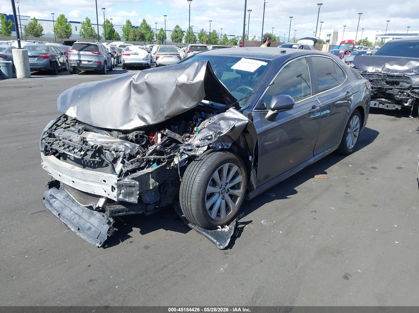 2020 Toyota Camry Le 4T1C11AKXLU918976 photo 1