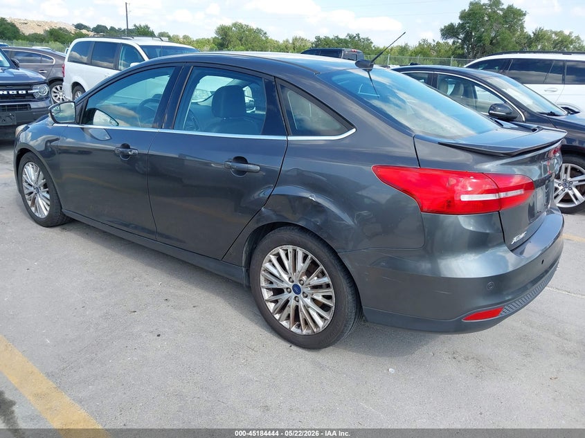 Vin: 1fadp3j25fl238650, lot: 45682156, ford focus titanium 20153