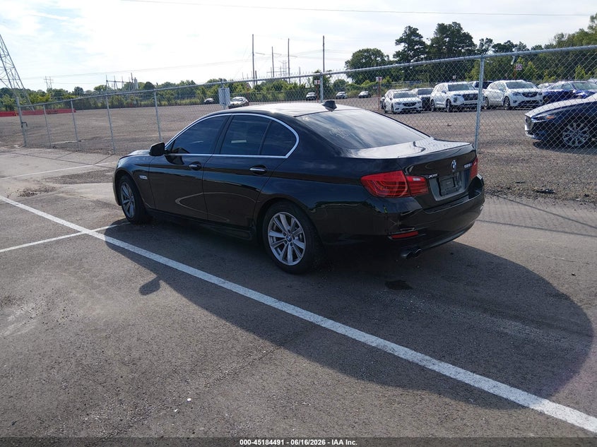 2015 BMW 528I auction photo 3