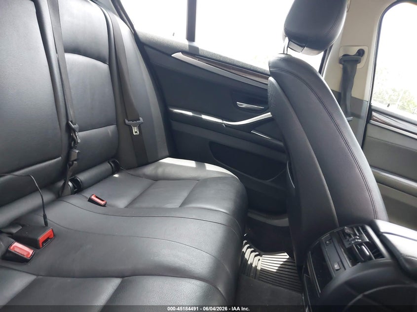 2015 BMW 528I auction photo 8