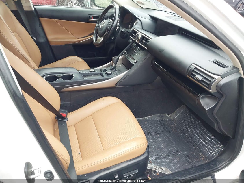 LEXUS IS 300 - zdjęcie 5