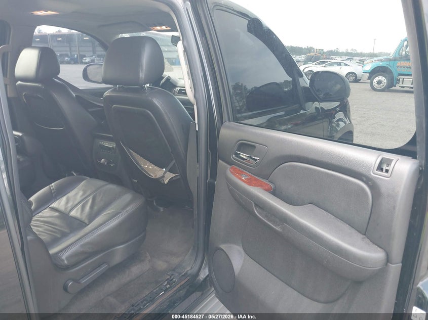 2009 Chevrolet Suburban 1500 Lt2 VIN: 1GNFC26039R221743 Lot: 45184527