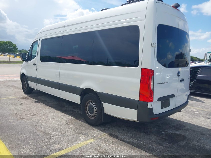 Vin: w1z4kghy9st218395, lot: 45682364, mercedes-benz sprinter 2500 high roof 4-cyl diesel 20253