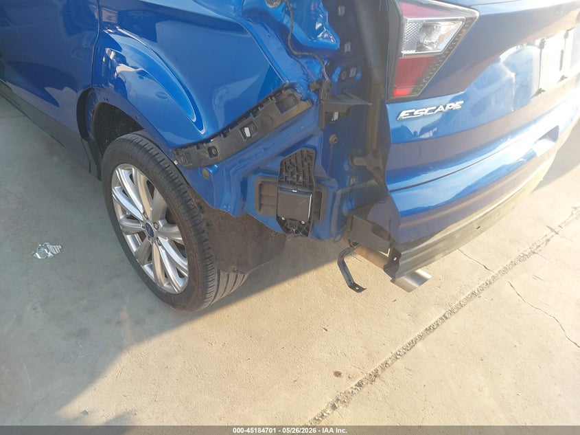 2017 FORD ESCAPE auction photo 6