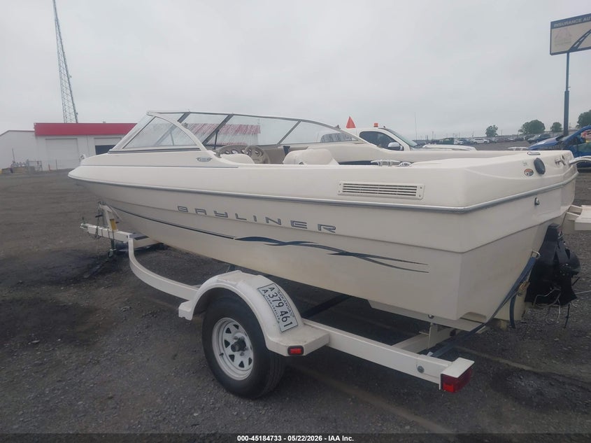 2001 BAYLINER 1950 CAPRI CLASSIC auction photo 3