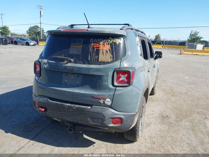 2015 JEEP RENEGADE auction photo 4