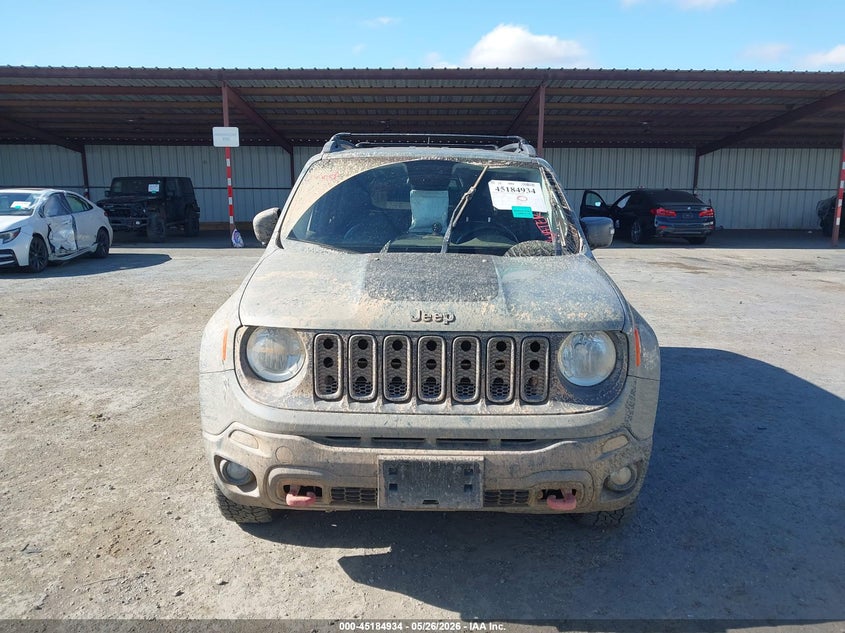 2015 JEEP RENEGADE auction photo 6