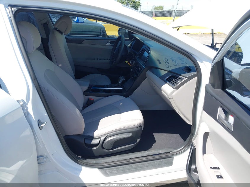 2016 HYUNDAI SONATA auction photo 5