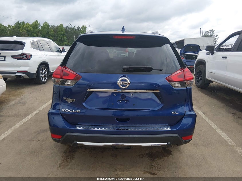 2017 NISSAN ROGUE SL — Photo 16