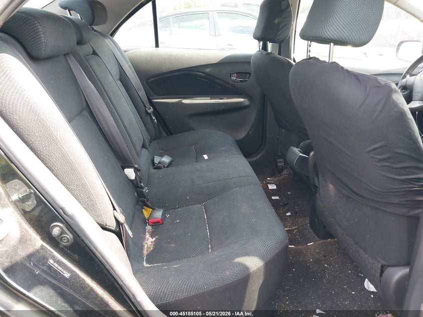 2010 TOYOTA YARIS auction photo 8