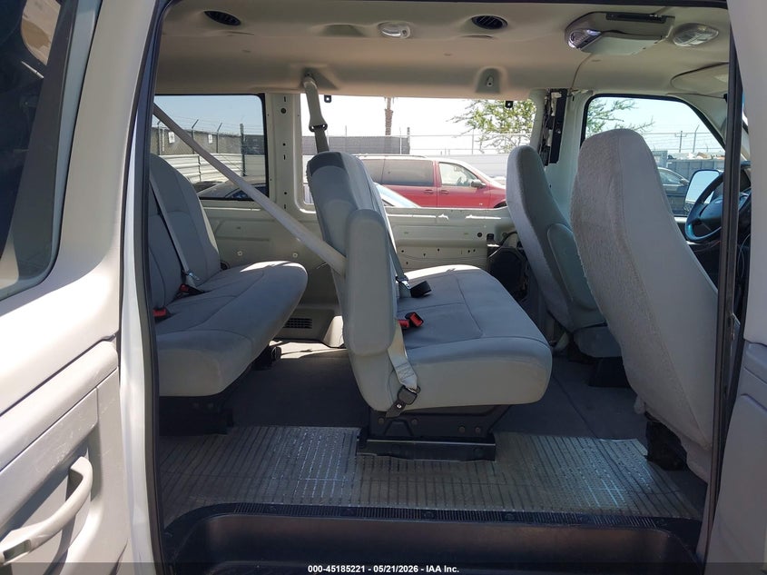 2008 Ford E-350 Super Duty Xl/Xlt VIN: 1FBNE31L28DB37872 Lot: 45185221