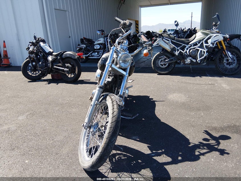 HARLEY-DAVIDSON FXDWGI 2005