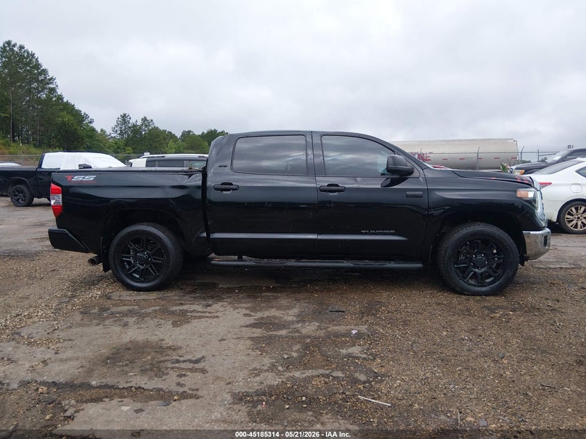 TOYOTA TUNDRA - zdjęcie 13