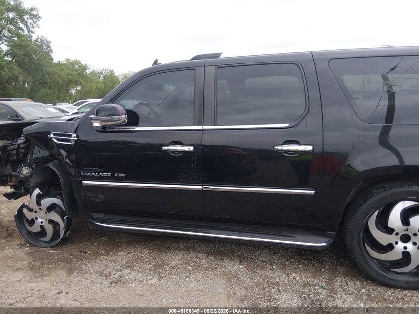 2011 Cadillac Escalade Esv Luxury VIN: 1GYS4HEFXBR331752 Lot: 45185349