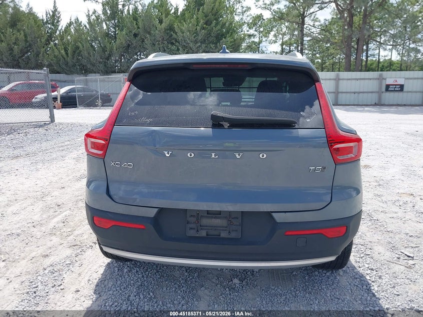 2021 Volvo Xc40 T5 Momentum VIN: YV4162UK0M2542927 Lot: 45185371