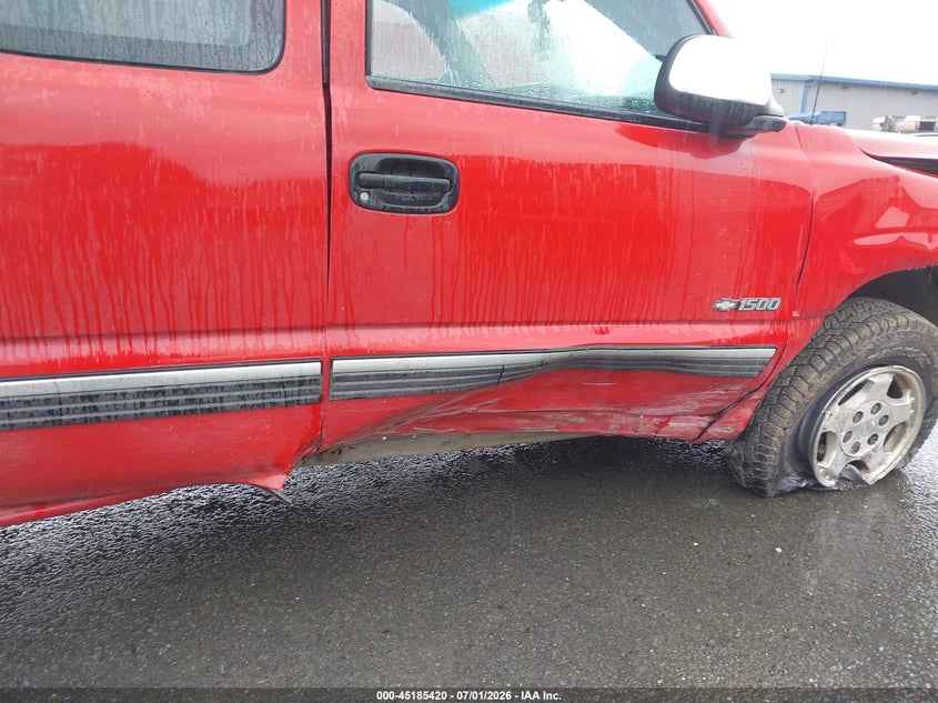 CHEVROLET SILVERADO 1500 2000 VIN 2GCEC19T2Y1386677