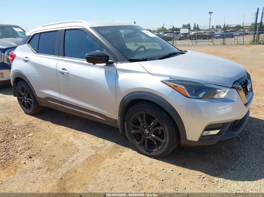 2019 Nissan Kicks Sr