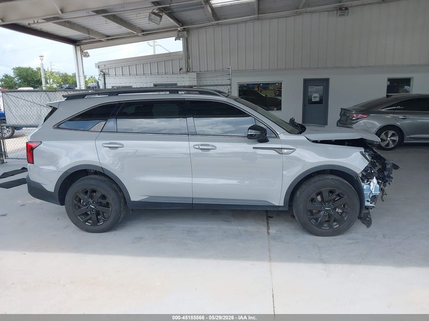 VIN 5XYRLDLC0NG082051 2022 KIA SORENTO X-LINE S