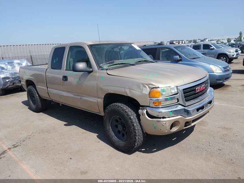 2004 GMC Sierra  Sle