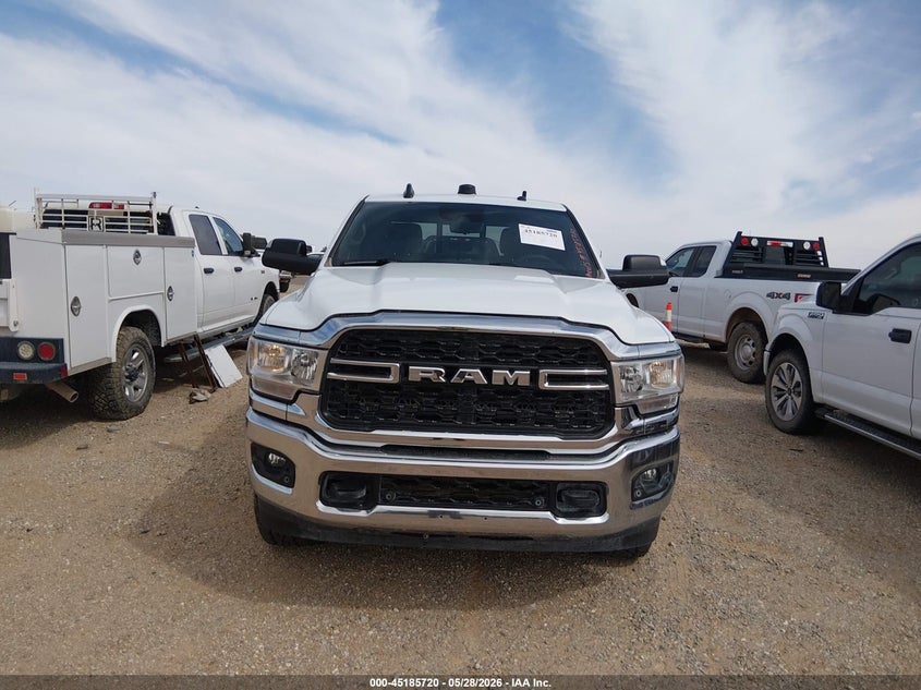 2022 Ram 2500 Tradesman 4X4 6'4 Box VIN: 3C6UR5CJ0NG271983 Lot: 45185720