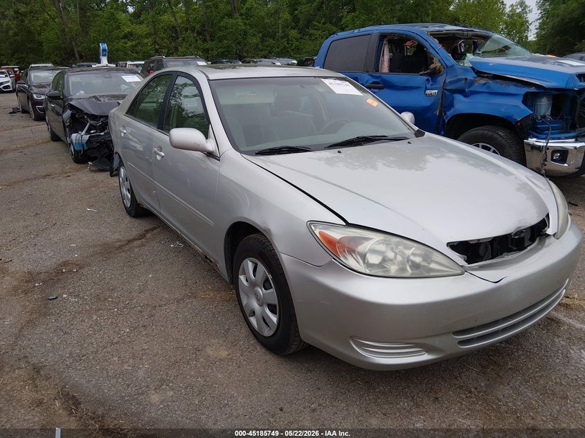 2004 Toyota Camry Le