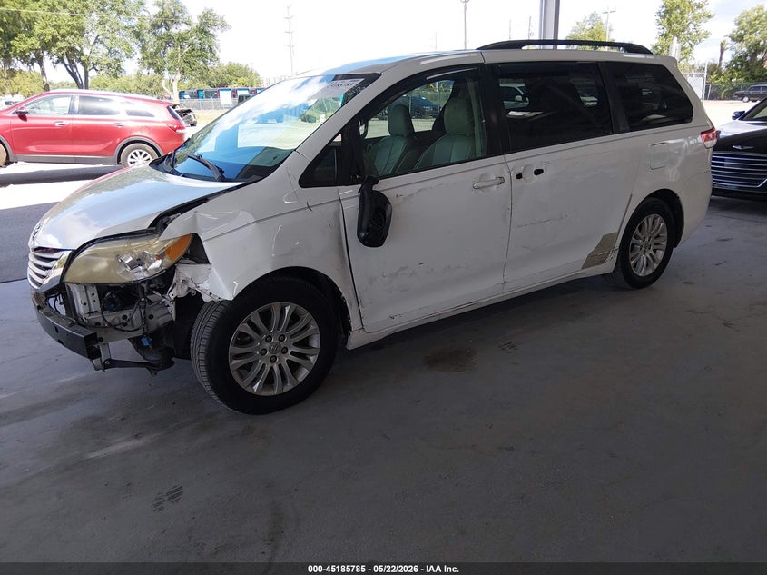 2012 Toyota Sienna 3.5 Xle V6 8 Passenger White Lot 111045185785 Vin 5TDYK3DC4CS249602
