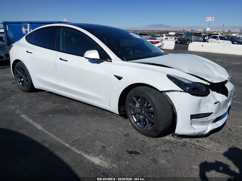 Vin: 5yj3e1ea8mf871001, lot: 45683530, tesla model 3 standard range plus rear-wheel drive 2021 img_1