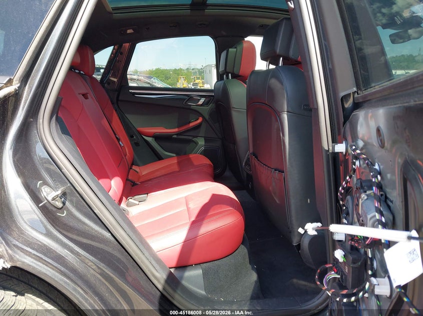 2023 Porsche Macan T VIN: WP1AA2A55PLB08791 Lot: 45186008