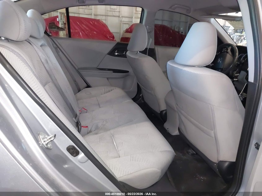 2017 HONDA ACCORD auction photo 8