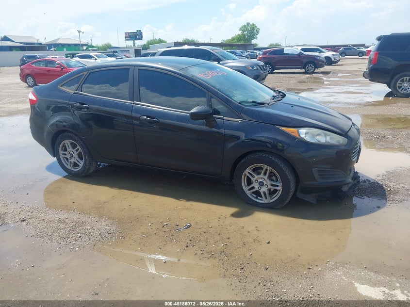 Vin: 3fadp4bj0hm153163, lot: 45683784, ford fiesta se 2017 img_1