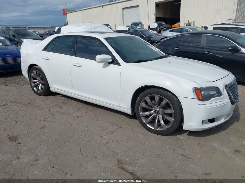 Vin: 2c3ccabg3eh361265, lot: 45683943, chrysler 300 300s 2014 img_1