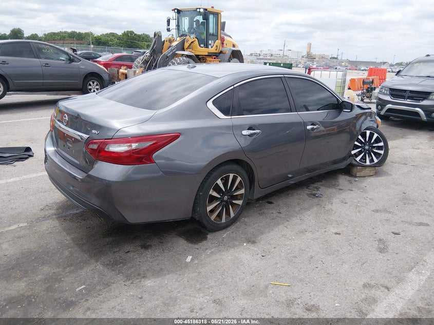VIN 1N4AL3APXJC111198 2018 NISSAN ALTIMA 2.5 SV
