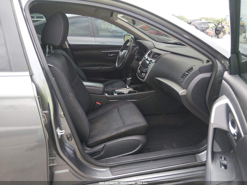 VIN 1N4AL3APXJC111198 2018 NISSAN ALTIMA 2.5 SV