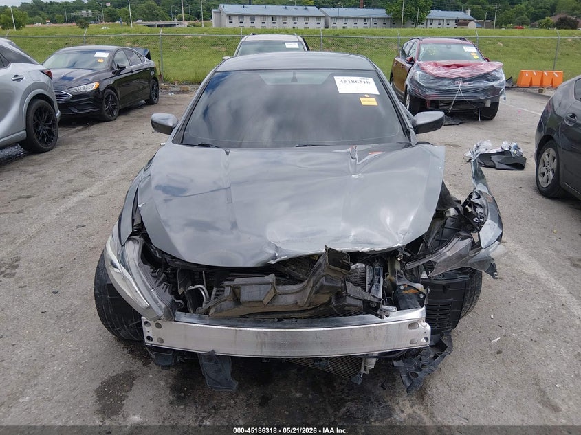 VIN 1N4AL3APXJC111198 2018 NISSAN ALTIMA 2.5 SV