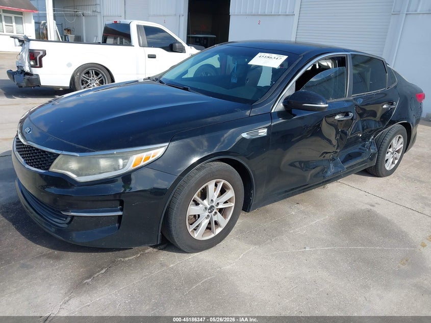 5XXGT4L35HG144365 2017 Kia Optima Lx photo 1