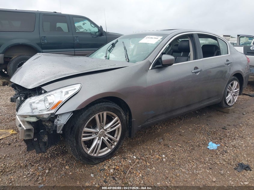 2013 INFINITI G37 auction photo 2