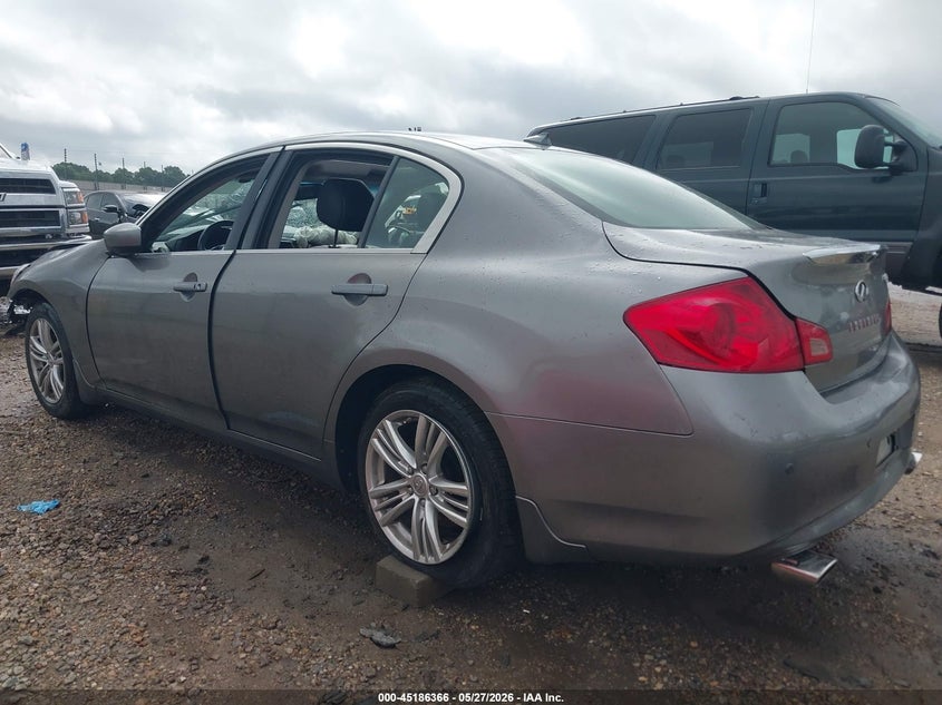 2013 INFINITI G37 auction photo 3