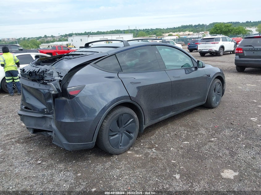 2026 TESLA MODEL Y auction photo 4