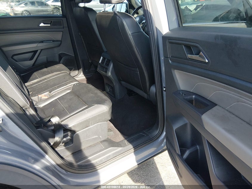2021 Volkswagen Atlas Cross Sport 2.0T Se W/Technology VIN: 1V2KC2CA3MC227542 Lot: 45186618