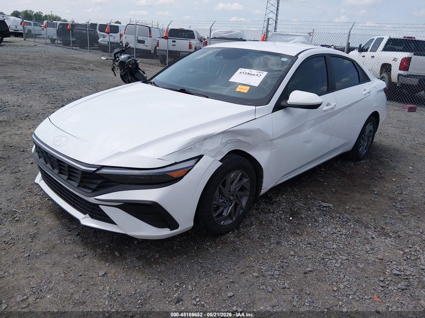 AtlanticExpress - Hyundai Elantra