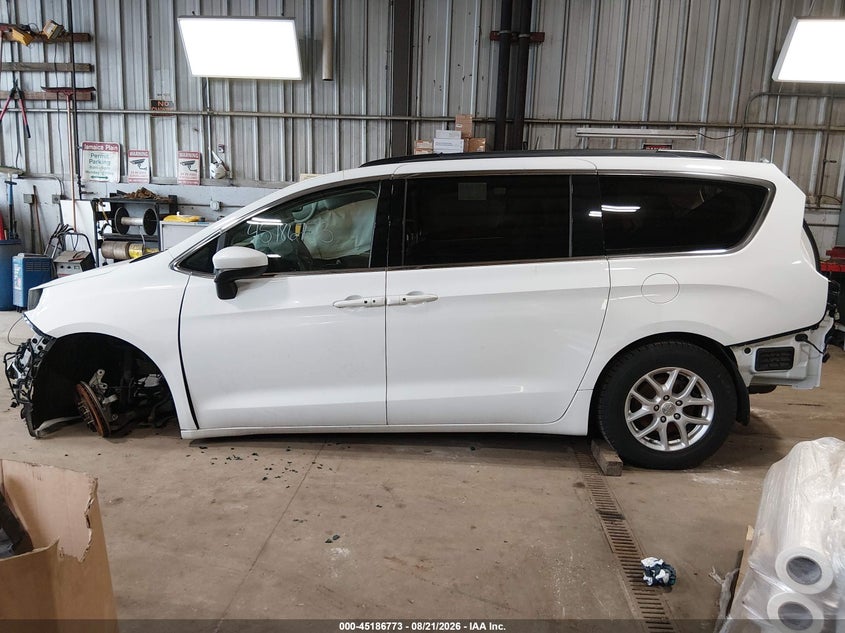 CHRYSLER VOYAGER 2020 VIN 2C4RC1DG2LR265105