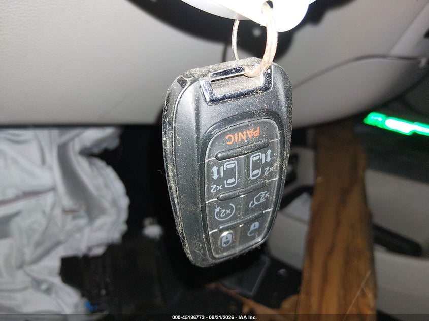 CHRYSLER VOYAGER 2020 VIN 2C4RC1DG2LR265105