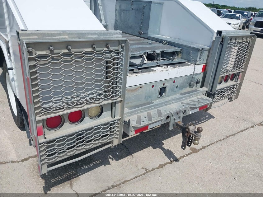 2021 Ford F-550 Chassis Xl white Lot 111045186945 Vin 1FDUF5GN6MDA06622